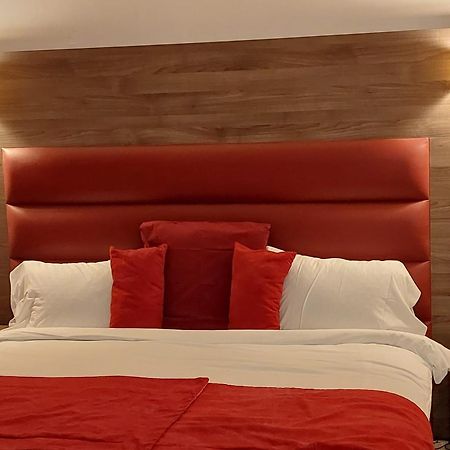 فندق Happy Land Holliday Residential Épinay-sur-Seine المظهر الخارجي الصورة